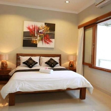 Villa Anyelir Seminyak  Ngoại thất bức ảnh