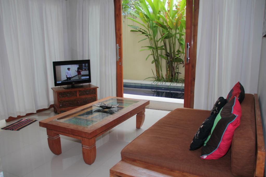 Villa Anyelir Seminyak  Phòng bức ảnh